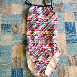 Sample swimsuit size 34.